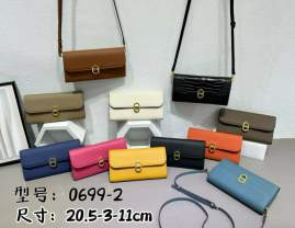 Picture of Hermes Handbags _SKUfw230464715fw